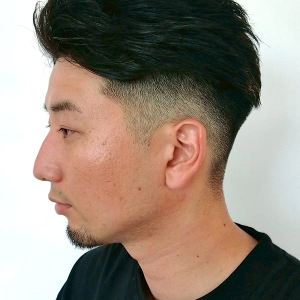 オールバック ツーブロック フェードカット 黒髪ショート