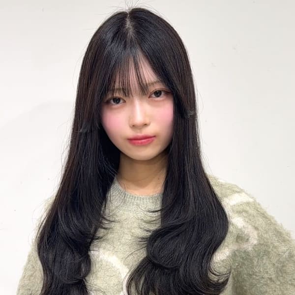 顔周りレイヤー シースルーバング 韓国風ヘア 艶髪 美髪|Ai WilL