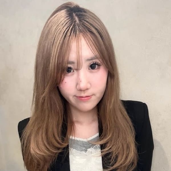 Lond mare 天神大名店【ロンドマーレ テンジンダイミョウテン】のスタッフ紹介。杉光 梨緒