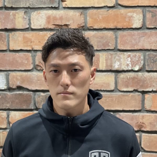 【好印象】ビジネス×アップバング 短髪フェードショート