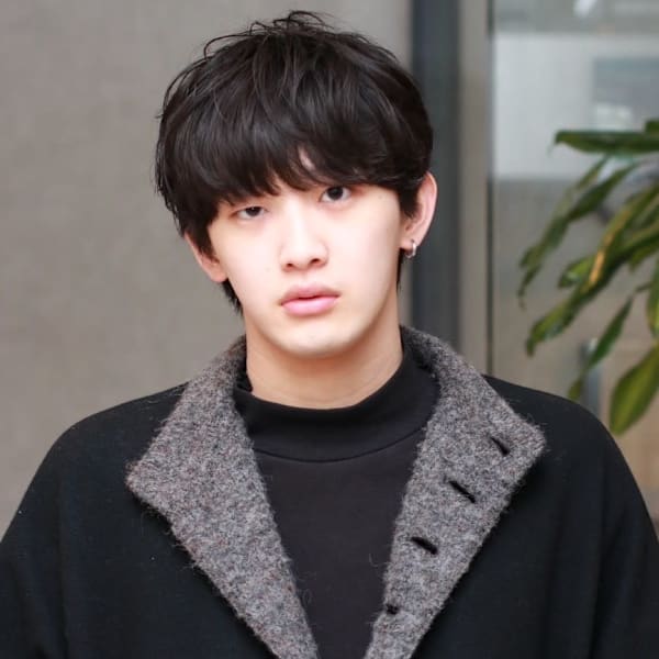 マッシュショート　爽やか　10代20代　メンズカット　黒髪