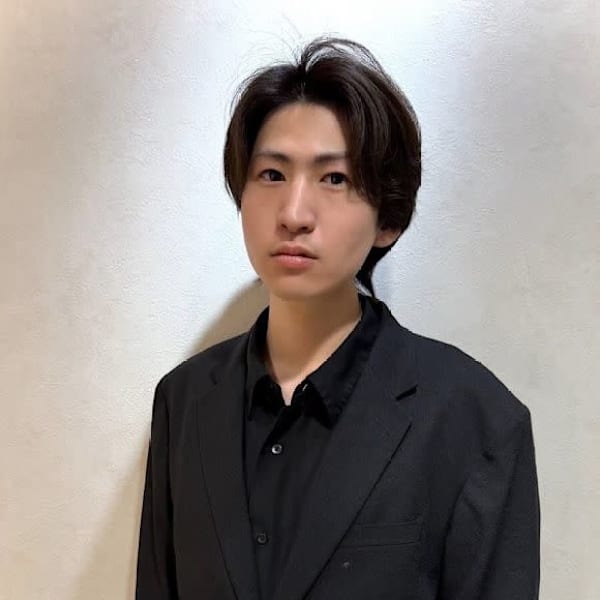 Lond rouge 銀座店【ロンドルージュ ギンザテン】のスタッフ紹介。アシカワ 矯正／ボブ