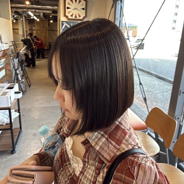 ボブスタイル×ツヤツヤストレート