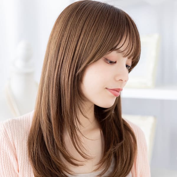 こなれシャギーカット艶感セミロングレイヤー　ラテグレージュb