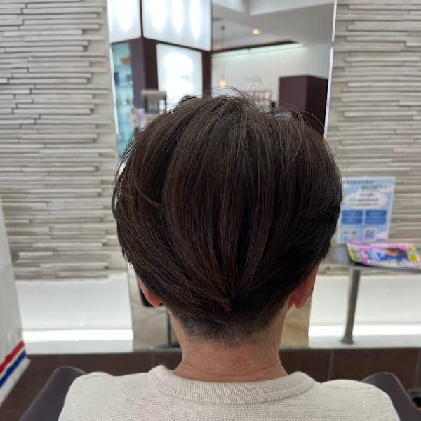  美シルエット大人ハンサムショート 