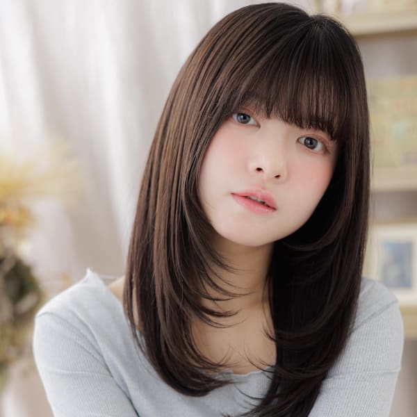 艶感ストレートロングレイヤーくすみカラー　ダークグレージュb