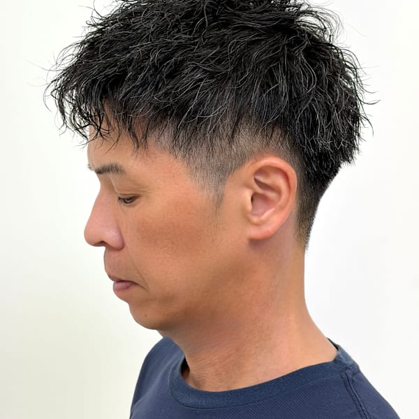 ショートでも似合う、波巻きパーマ