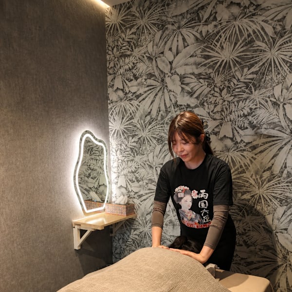 両国・錦糸町 大足SPA(BIG FOOT SPA)【リョウゴク キンシチョウ オオアシスパ ビッグ フット スパ】のスタッフ紹介。アベ