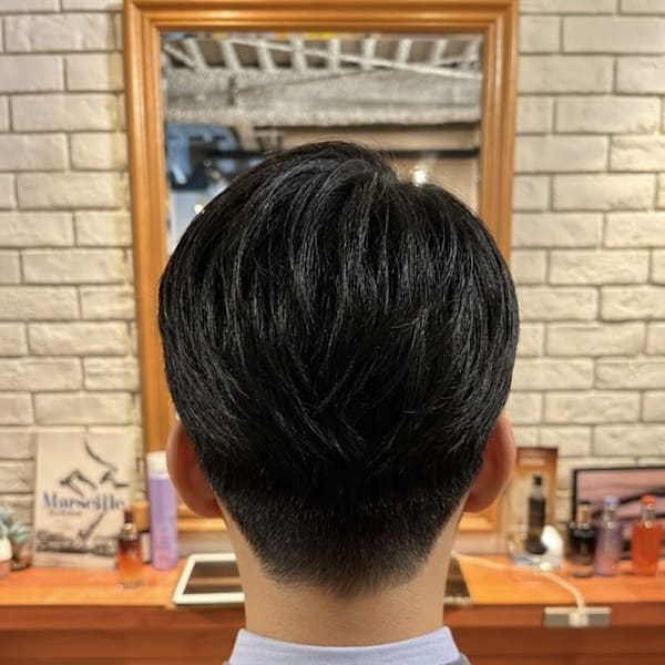 束感のあるナチュラルな刈り上げマッシュ【229スタイル】