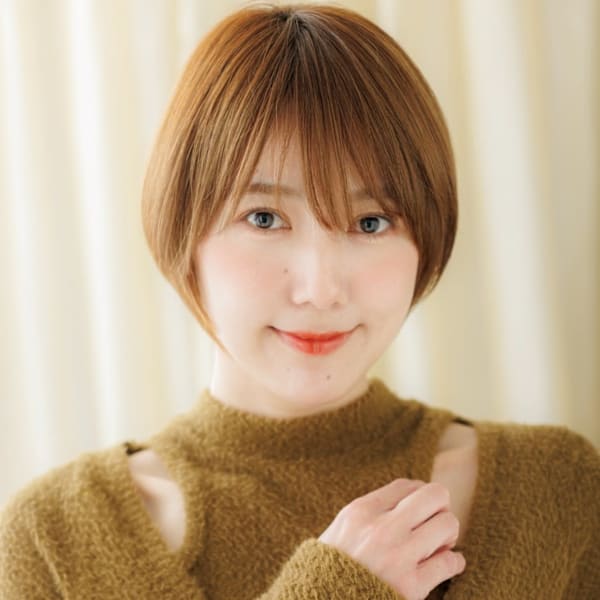 コーラルベージュブリーチなし丸みショートマッシュ20代30代
