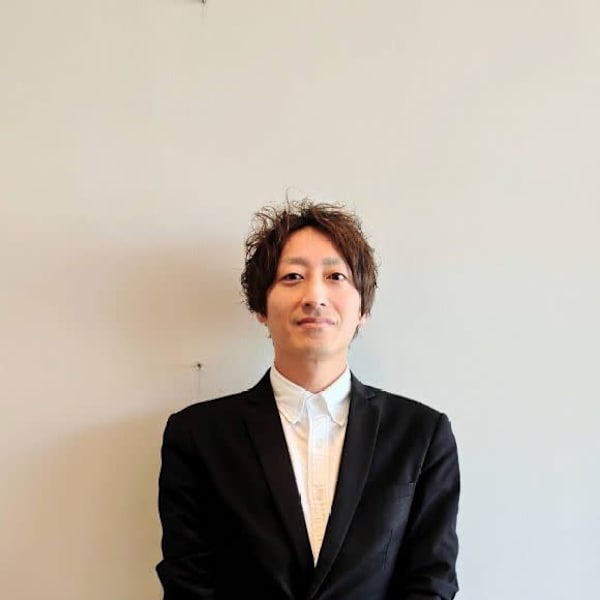 高山 陽一|AUBE HAIR tom 小針店 【オーブ ヘアー トム】