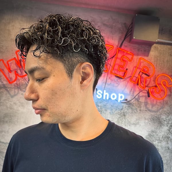 WHISKERS BARBER SHOP×スタイル
