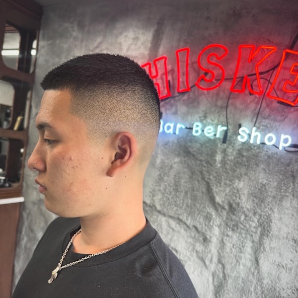 WHISKERS BARBER SHOP×スタイル
