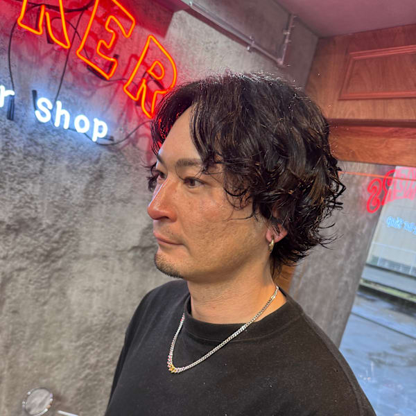 WHISKERS BARBER SHOP×スタイル