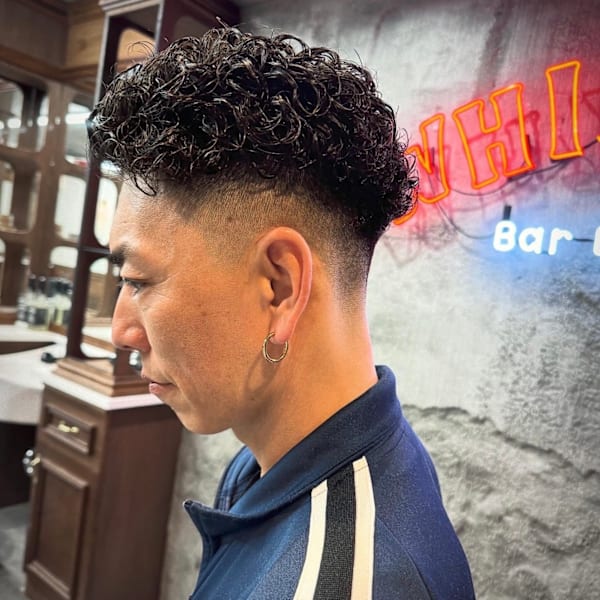 WHISKERS BARBER SHOP×スタイル