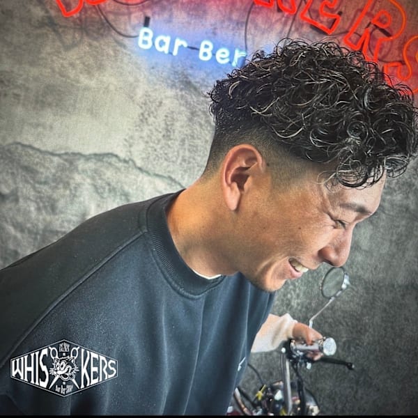 WHISKERS BARBER SHOP×スタイル