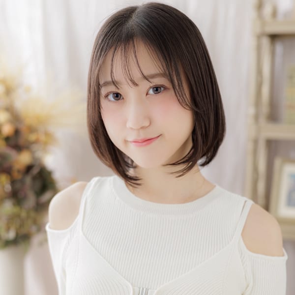 透けバング前下がり切りっぱなし黒髪ミニボブ20代30代40代