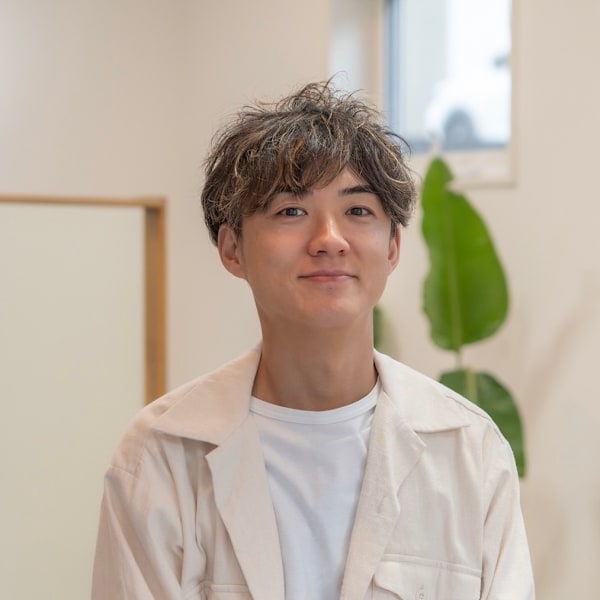 Tetsutarou|ヘアサロン Cubic