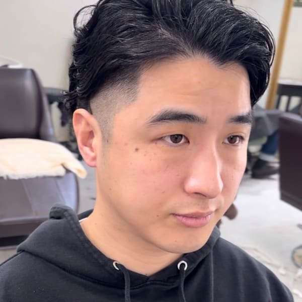 夏のスッキリメンズパーマ|Sancha Salon