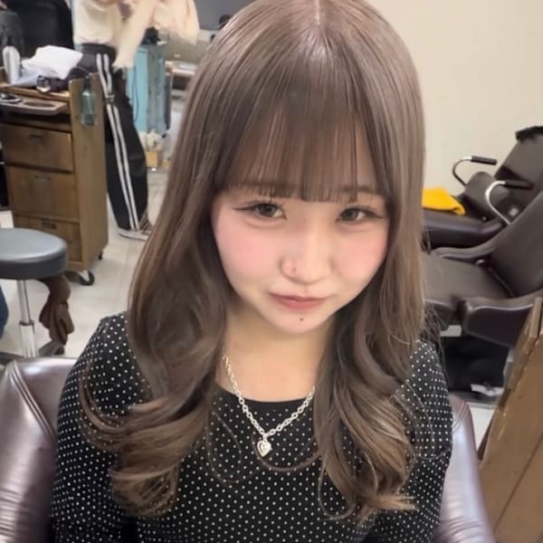 ブリーチ2回〜ミルクティーベージュ♪|Sancha Salon