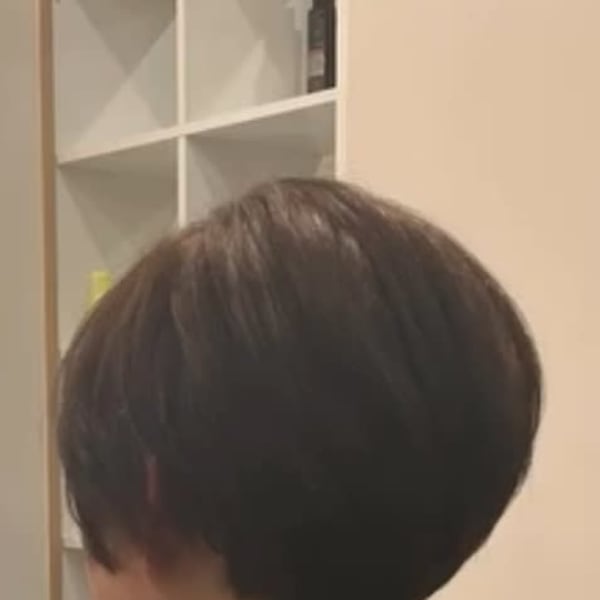 ショートボブ