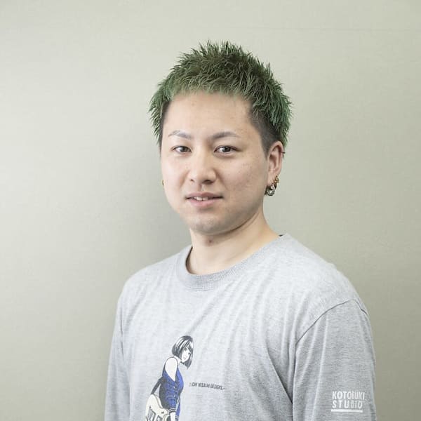 浅草 美容室 完全完結型個室サロン 八八.salon(ヤヤ) 髪質改善 9月NEWOPEN！【アサクサビヨウシツ カンゼンカンケツガタコシツサロン ヤヤサロン】のスタッフ紹介。戸村 大樹