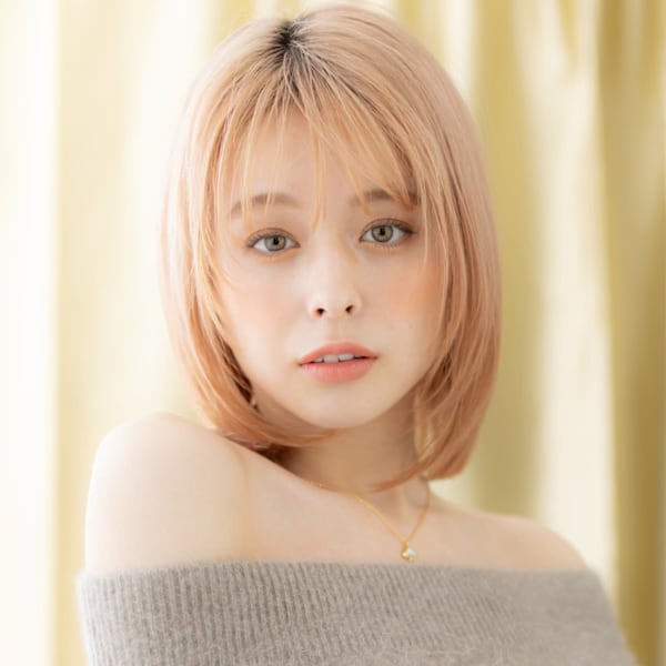 コーラルベージュ金髪ハイトーンカラーレイヤーボブ10代20代