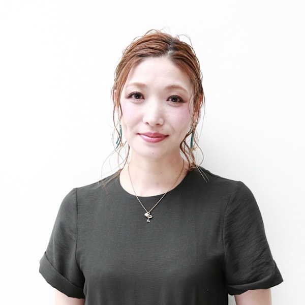 香川 めぐみ|Ricaro hair