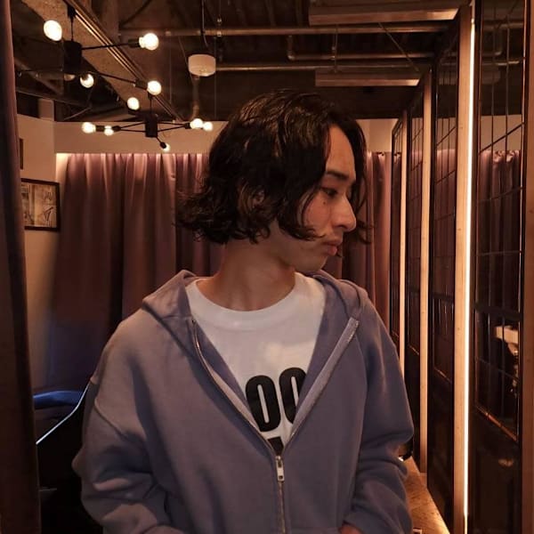 アンニュイなパーマのマッシュボブ
