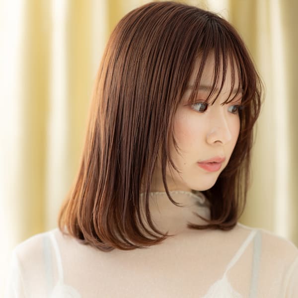 ブリーチなしフレンチバングハッシュカットボブディ20代30代