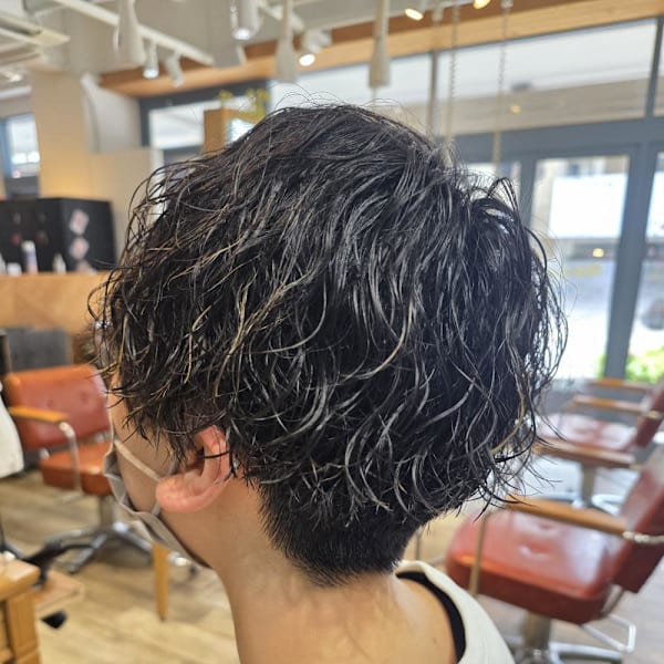 夏におすすめ艶スパイラルパーマ