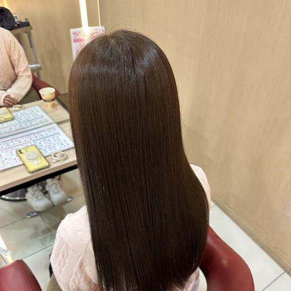 【伊勢原】イルミナカラー+髪質改善で叶える透明感オリーブ|FACE。伊勢原