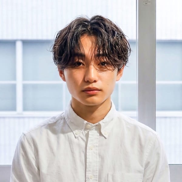 韓国フェザーパーマニュアンスパーマセンターパート黒髪