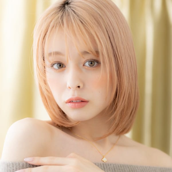 ミルクティーブロンドダブルカラー小顔ハッシュボブ10代20代