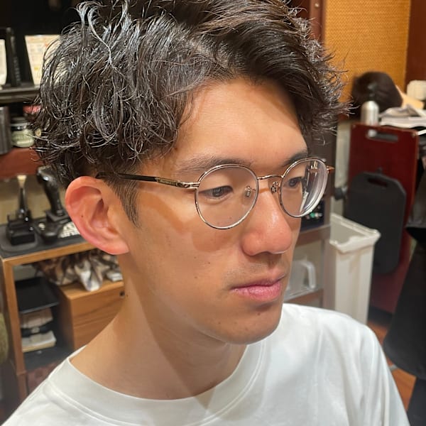 ツイストスパイラルパーマ|メンズ専門理容室 BroTokyo BARBERSHOP 銀座店