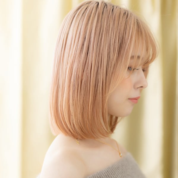 ミルクティーブロンドダブルカラー小顔ハッシュボブ10代20代