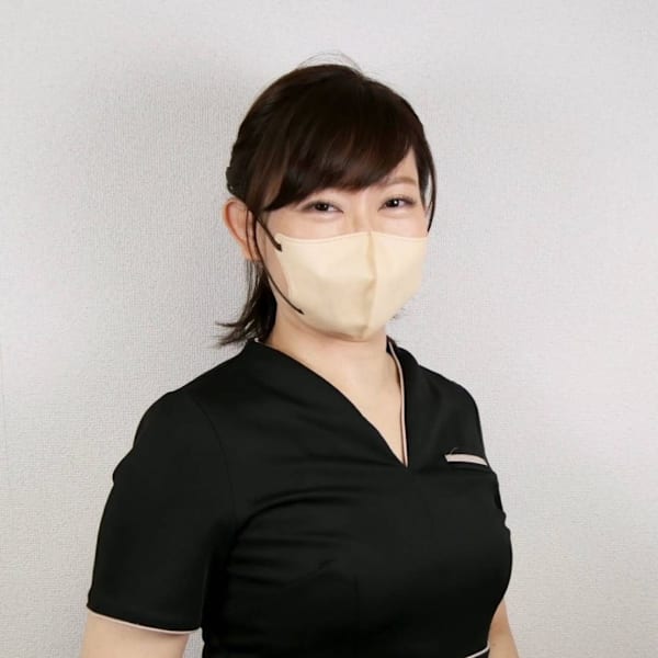 浅草橋ドライヘッドスパ専門店 アリエス【アサクサバシドライヘッドスパセンモンテンアリエス】のスタッフ紹介。アイカワ