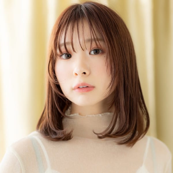 ブリーチなしフレンチバングハッシュカットボブディ20代30代