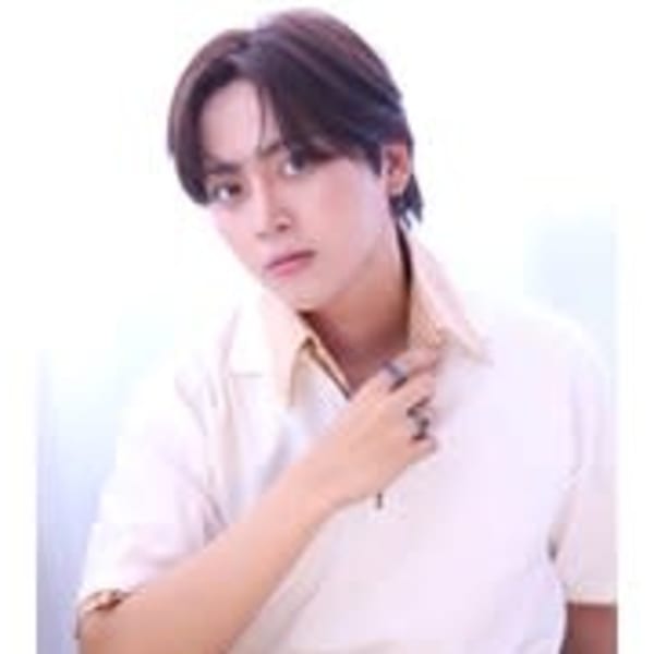 20代30代 メンズナチュラルアップバング コンマショート|marché