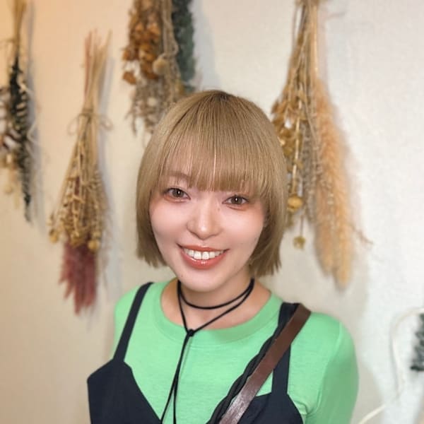 mode Factor designer's salon【モードファクター】のスタッフ紹介。関谷 由華