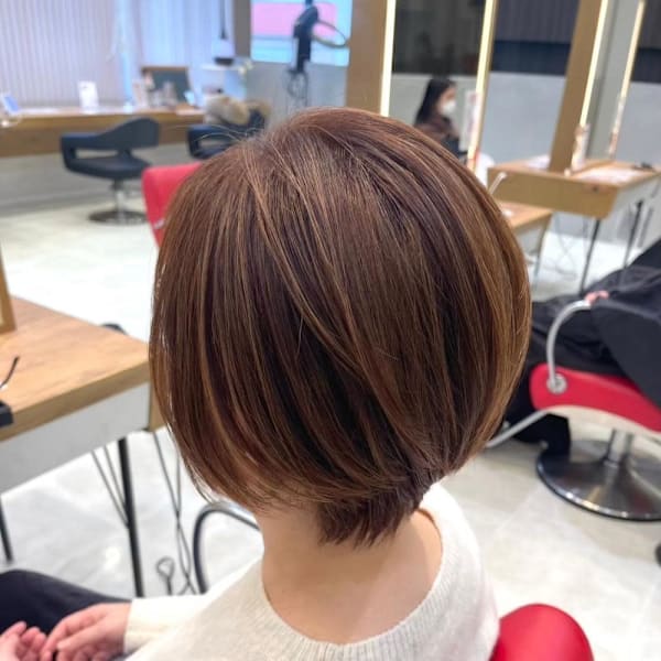 ショートヘア