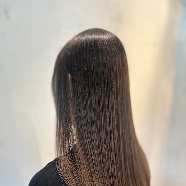 思わず触れたくなる艶ロング✨