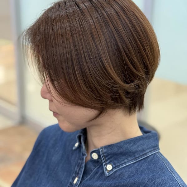 凛とした横顔を叶える大人ショートボブ