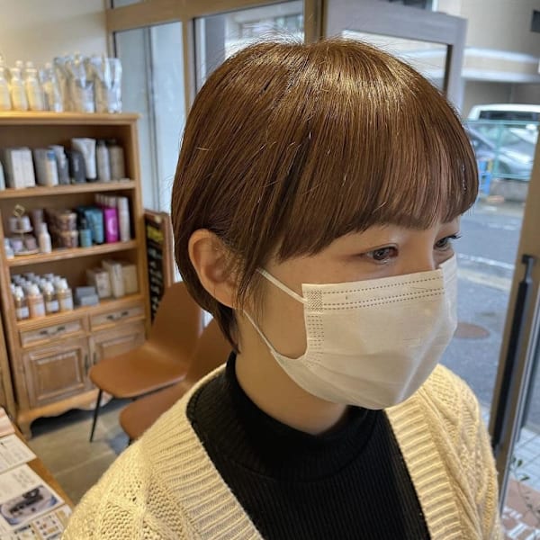 軽やかショートボブ