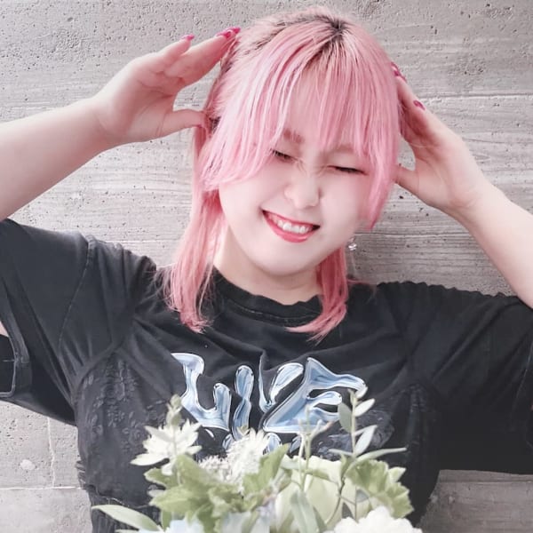 hair+resort valentine【ヘアリゾートバレンタイン】のスタッフ紹介。河合　紗希