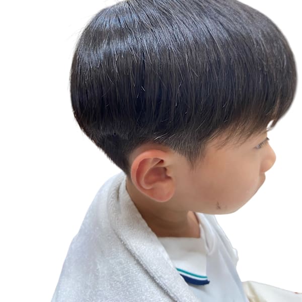 アシメ前髪でおしゃれ度アップ！爽やかキッズショート。