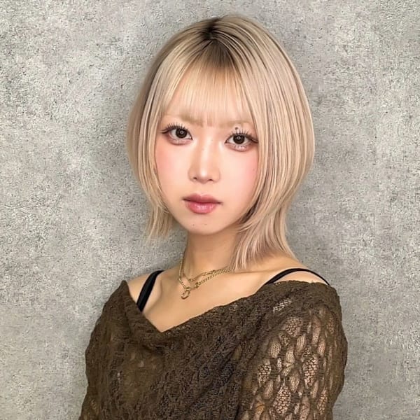 ハイトーン ブリーチ ブロンドベージュ ウルフカット ボブ