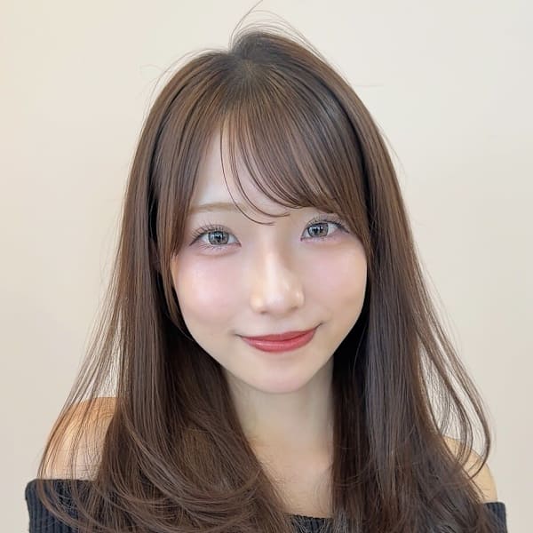 セミロングレイヤーカット