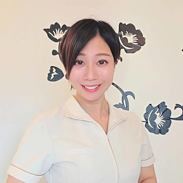 萱野るみの|小顔・リフトアップサロン lotus
