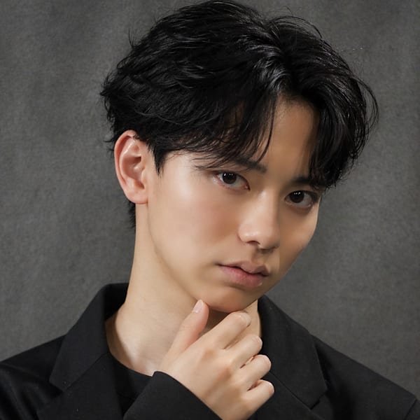 ニュアンスパーマ×フェザーパーマ×センターパート×men's|men's salon owl心斎橋【メンズパーマ特化メンズsalon】